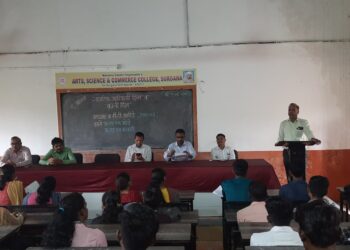 सुरगाणा महाविद्यालयात जागतिक आदिवासी दिन व क्रांती दिन साजरा