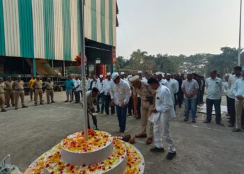 “ओंकार साखर कारखाना प्रा.लि.चांदापुरी येथे ७७ वा प्रजासत्ताक दिन उत्साहात साजरा”