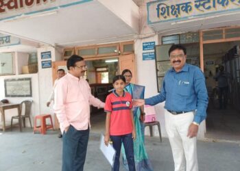 धनश्री पवारच्या जिद्दीला सलाम; वडिलांचे निधन असतानाही दिला दहावीचा पेपर