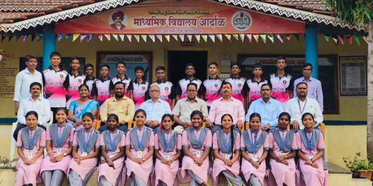 🟣🟡 माध्यमिक विद्यालय, आरदाळ येथे दहावी विद्यार्थ्यांचा भावनिक निरोप सोहळा 🟡🟣