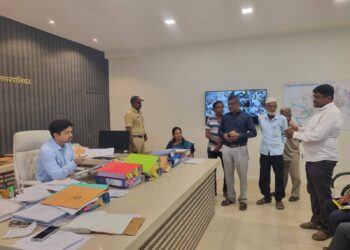 सां,मि,कुपवाडच्या विकासाचा ‘रोलिंग प्लॅन’ तयार; आयुक्त सत्यम गांधी यांचे भूसंपादन आणि रस्ते विकासाचे आदेश