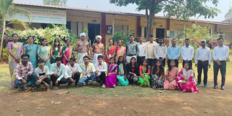 उंबरठाण महाविद्यालयात सांस्कृतिक स्पर्धांचा उत्फुर्त समारोप