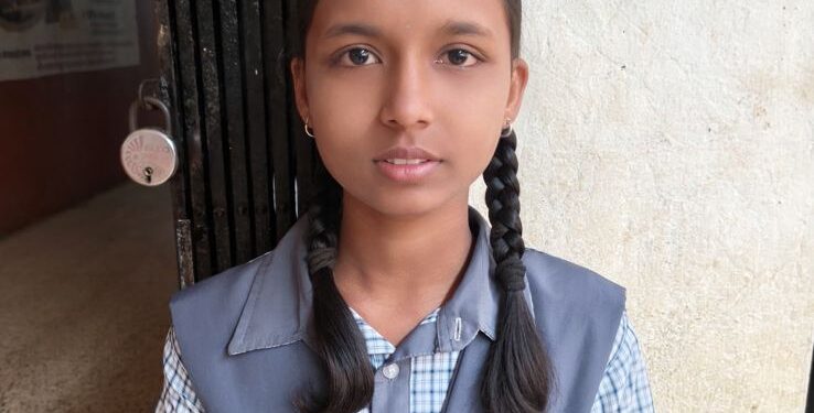 आश्रम शाळेतील मुलींची विमानाने ‘इस्रो ‘ची गगन भरारी..