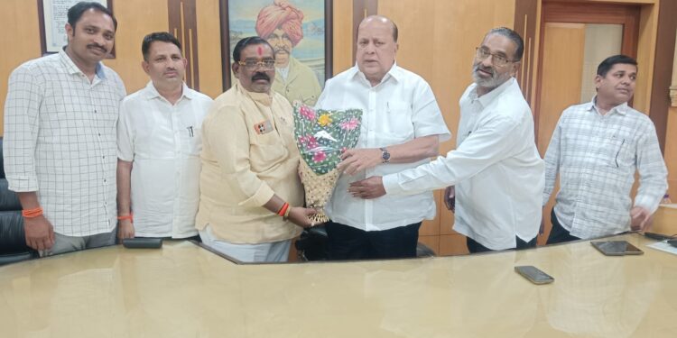 कोल्हापूर जिल्हा परिषदेत राष्ट्रवादी गट प्रमुखपदी सुधीर देसाई यांची निवड…….