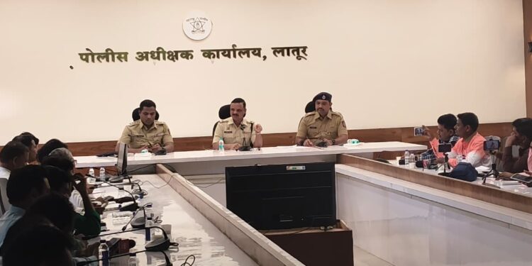 जिल्ह्यात गुन्हेगारीवर प्रभावी नियंत्रणासाठी “प्रतिबंधक कक्ष” (Preventive Cell ) स्थापन.पोलीस अधीक्षक कार्यालयात कार्यान्वित केली विशेष यंत्रणा.*