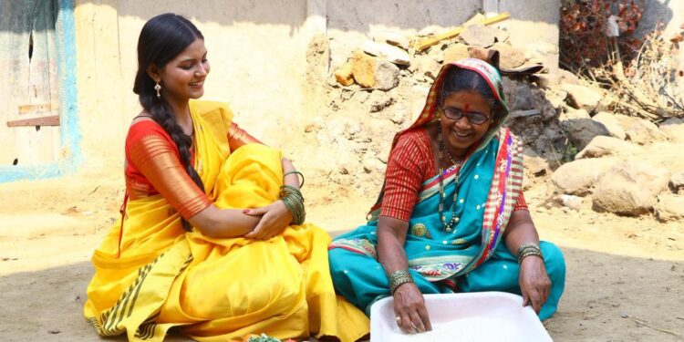 खेड तालुक्यातील गडद गावामध्ये इश्काच चांदणं गाण्याचे चित्रीकरण पूर्ण..