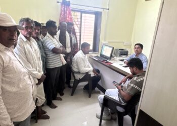 सामाजिक कार्यकर्त्याची शेतकर्‍यांच्या मदतीच्या हाकेला साद!