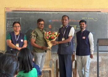 व्यंकटराव हायस्कूल व ज्युनिअर कॉलेज, आजरा येथे ‘मानव-वन्यजीव संघर्ष’ विषयावर व्याख्यान संपन्न!