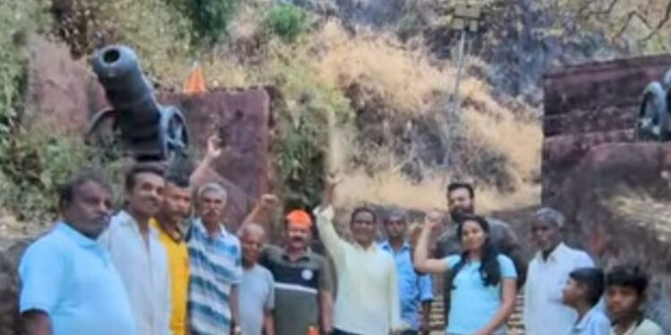 ​किल्ले पारगड येथे गडपूजन सोहळा उत्साहात संपन्न; ग्रामस्थांचा उत्स्फूर्त सहभाग