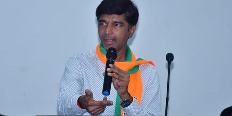 गंगापुर तालुक्याचे आमदार प्रशांत बंब यांनी मजुरांच्या हक्काचे प्रश्न मांडले