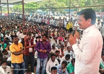 मुंबई येथील लक्षवेधी आंदोलनात राज्यभरातून हजारो संगणकपरिचालक सहभागी !मुंबई येथील लक्षवेधी आंदोलनात राज्यभरातून हजारो संगणकपरिचालक सहभागी !