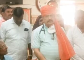 सेवा भावाची परंपरा कायम,डॉ.इनामदार यांची पत्रकरांसाठी मोफत तपासणी.