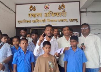 तवा आश्रमशाळेतील विद्यार्थ्यांवर अमानुष मारहाण केल्याची घटना, न्यायासाठी लाल बावट्याचे प्रकल्प कार्यालयात ‘शाळा भरवा’ आंदोलन छेडण्याचा इशारा