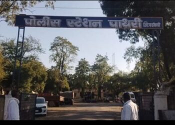 गोदावरी काठावर वाळू माफियांची उघडी दहशत; तहसीलदारांसमोर महसूल पथकाला धमक्या