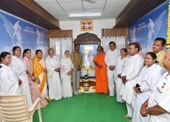 कोपरगाव येथे बारा ज्योतिर्लिंग व अनाथ-वृद्धाश्रम प्रकल्पाचे भव्य भूमिपूजन