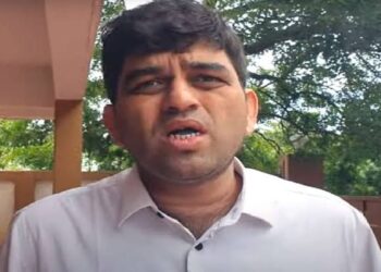 माहितीच्या बदल्यात फोनपे वर हजारो रुपये? – हर्षवर्धन जाधव