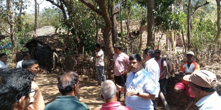 नरडवे (पवारवाडी) येथे रखडलेल्या विकासकामांना सुरुवात