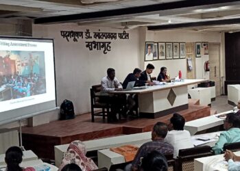 ‘निपुण सांगली मनपा’ प्रकल्पातून विद्यार्थ्यांची शैक्षणिक प्रगती ‘फास्ट ट्रॅक’वर; आयुक्त सत्यम गांधी यांनी घेतला आढावा