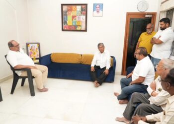 कै सुमती महाबळ यांच्या निधनामुळे अध्यात्मिक क्षेत्रामध्ये मोठी पोकळी ;पालकमंत्री ना चंद्रकांत पाटील