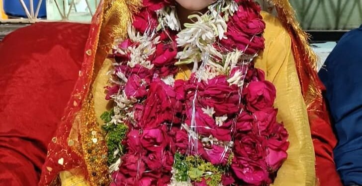 असिरा फारोकी यांचा पहिला रोजा पुर्ण