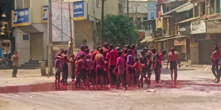 कुरुंदवाड परिसरात होळी सणानंतर  रंगपंचमी  मोठ्या उत्साहात  संपन्न…