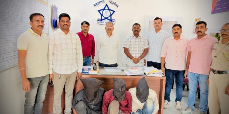 मोठी कारवाई: यवत पोलिसांकडून ‘मोक्का’तील सराईत गुन्हेगारासह टोळी जेरबंद; घरफोडीचे १० गुन्हे उघड