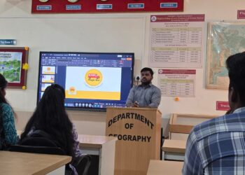 वाघीरे महाविद्यालय सासवड भूगोल विभागात आय.बी. एम ची कृत्रिम बुद्धिमत्ता कार्यशाळा यशस्वी; ४० विद्यार्थ्यांनी घेतले आधुनिक तंत्रज्ञानाचे प्रशिक्षण