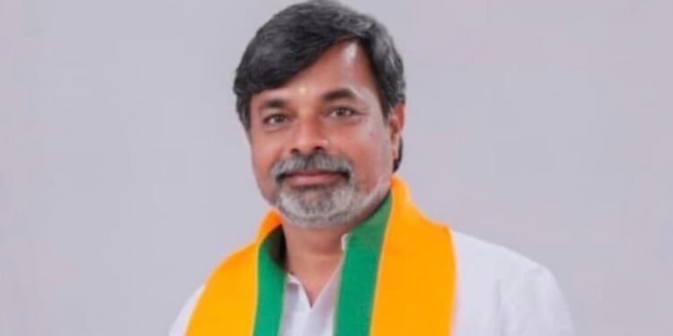 जत शहरातील ओढापात्रातील अतिक्रमणे हटवून भव्य शॉपिंग कॉम्प्लेक्स उभारणार – उपनगराध्यक्ष विक्रम ताड