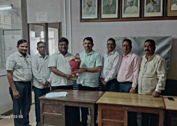 ​🚩 ॥ नूतन जि. प. गटनेते सुधीर भाऊ देसाई यांचा आजरा शिक्षण विभागाकडून यथोचित गौरव ॥ 🚩