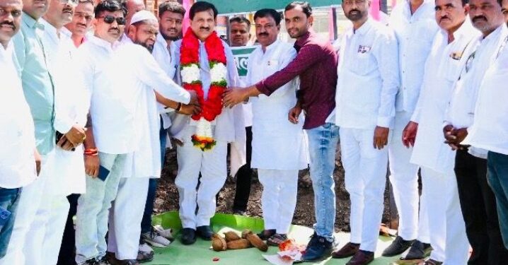 माझ्या प्रत्येक यशामागे तुमचा सर्वांचा सहभाग आहे; तुम्हा सर्वांच्या ऋणातून मी कधी ऋणमुक्त होऊ शकणार नाही – आमदार बबनराव लोणीकर यांचे भावनिक प्रतिपादन