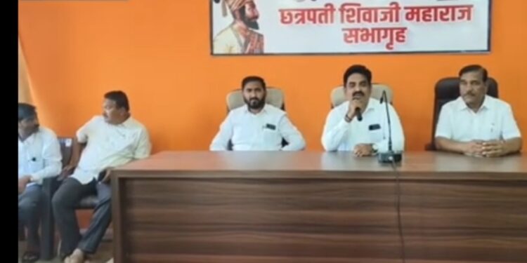 भटक्या कुत्र्यांचा सुळसुळाट थांबणार तर कधी ?……