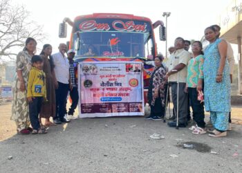 खेड तालुक्यातील दिव्यांगांसाठी श्रीवर्धन–हरिहरेश्वर सहल; महिला दिनानिमित्त उपक्रम