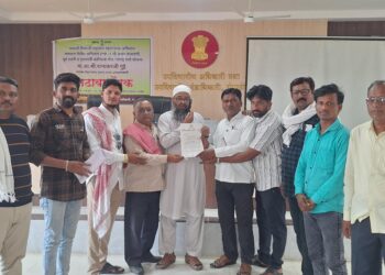 पत्रकारांच्या विविध मागण्यांसाठी ‘व्हॉइस ऑफ मीडिया’चे निवेदन; जाहिरात दरात १५०% वाढीची मागणी