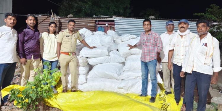 हिमायतनगर पोलिसांची धडक कारवाई; ४.८८ लाखांचा गुटखा-पानमसाला जप्त, एकावर गुन्हा दाखल