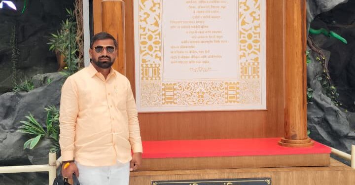 विजेच्या समस्यांवर तातडीने तोडगा काढावा; तानाजी मारकड यांचे मुख्यमंत्र्यांना निवेदन