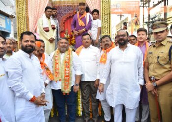 श्रीरामनवमीनिमित्त अकोल्यात भव्य शोभायात्रा; पालकमंत्री आकाश फुंडकरांचा सहभाग