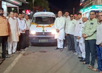 शिवसेनेच्या माध्यमातून शहादा परिसरासाठी रुग्णवाहिका उपलब्ध; गरजू रुग्णांना दिलासा