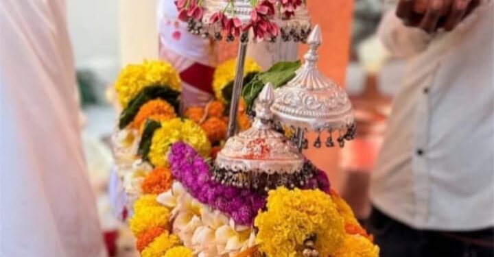 गुढीपाडवा ते चैत्र पौर्णिमा: वारळच्या महादेवाच्या काठीचा रंजक इतिहास आणि ३५० वर्षाची परंपरा.