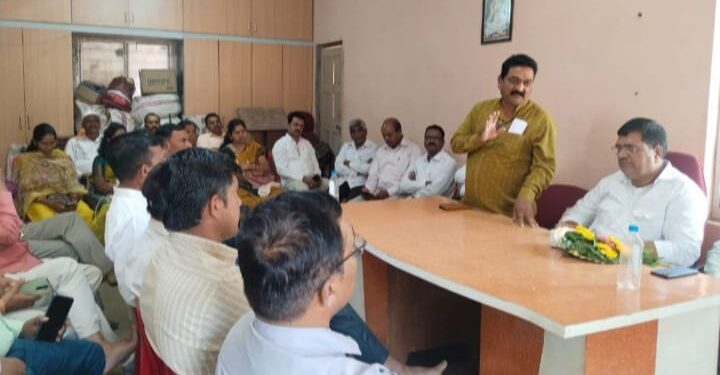 आजरा तालुका शिक्षक समितीचा दौरा संपन्न; शिक्षकांचे प्रश्न तातडीने सोडवण्याचे आश्वासन