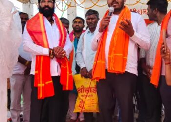 आज घारेवाडी येथे हनुमान प्रतिष्ठान सोहळा संपन्न