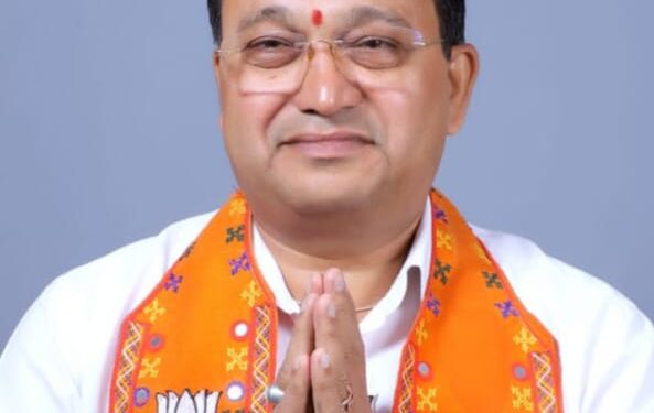 शहादा स्वस्त धान्य दुकानदार संघटनेच्या तालुकाध्यक्षपदी ज्ञानेश्वर चौधरी यांची बिनविरोध निवड