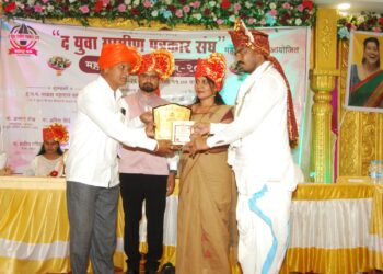 क्रांतीसूर्य महात्मा फुले पुरस्काराने रवींद्र महाजन यांचा गौरव