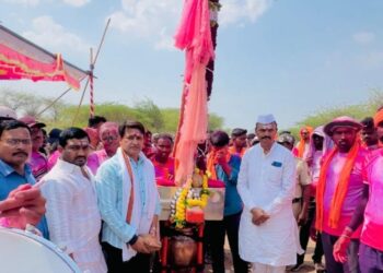 मौजे कोथळे येथे तेल्या भुत्याच्या कावडीचे पूजन उत्साहात; मान्यवरांची उपस्थिती