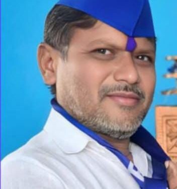 दुधनी रेल्वे भुयारी मार्गाचे काम ठप्प; रिपाइंकडून तीव्र निषेध, आंदोलनाचा इशारा