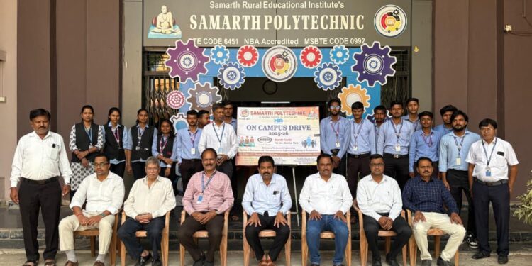 समर्थ पॉलिटेक्निकच्या विद्यार्थ्यांची मोरडे फूड्स कंपनीत निवड; सहा जणांना संधी