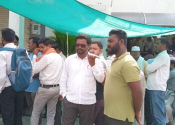 दर्यापूरमध्ये शीतल गॅस एजन्सीवर संताप; वितरणातील अनियमिततेवर कारवाईची मागणी