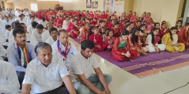 श्रीगोंद्यात भगवान महावीर जन्म कल्याणक दिन भक्तिमय व उत्साहात साजरा