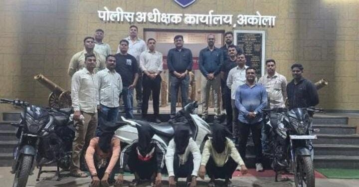अकोला कौलखेड मारहाण प्रकरणातील सर्व आरोपी अटक; गुन्ह्यात वापरलेल्या ३ मोटारसायकली जप्त