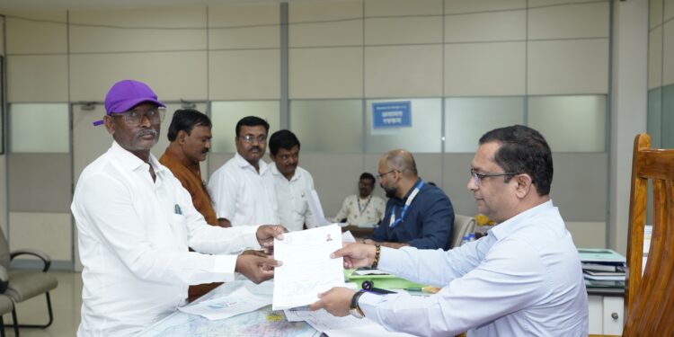 पत्रकार अनिल तुपे यांचा बारामती विधानसभा निवडणुकीसाठी उमेदवारी अर्ज दाखल