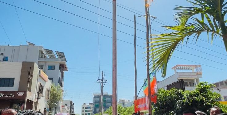 कडेगाव येथे भाजपचा 46 वा वर्धापनदिन उत्साहात साजरा